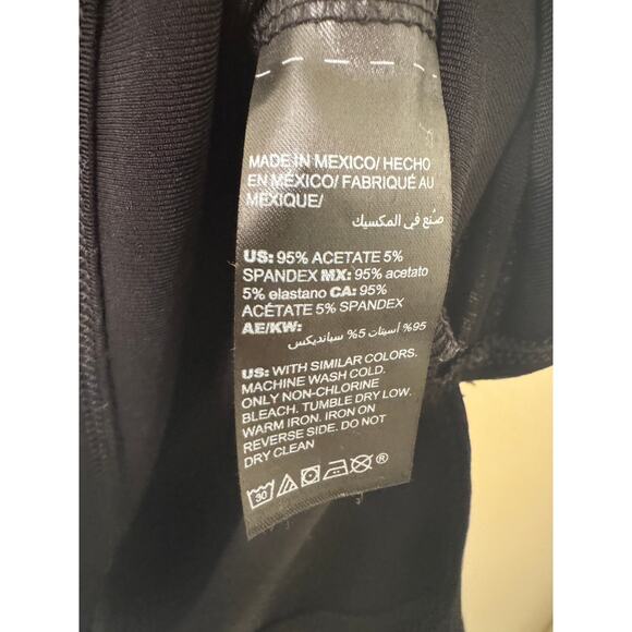 Chico's Black Lattice Scoop Neck 3/4 Sleeve Travelers Stretch Top Size 4/6 - Picture 10 of 11